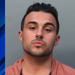Reportero de TV arrestado por robar el Rolex de su vecino en Miami