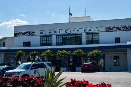 Tribunal rechaza aplazar elecciones municipales en Miami y ordena mantener el calendario de noviembre