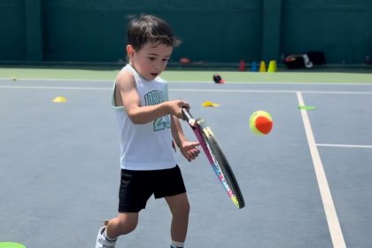 Tenista infantil Sergio Montalvo gana premio internacional
