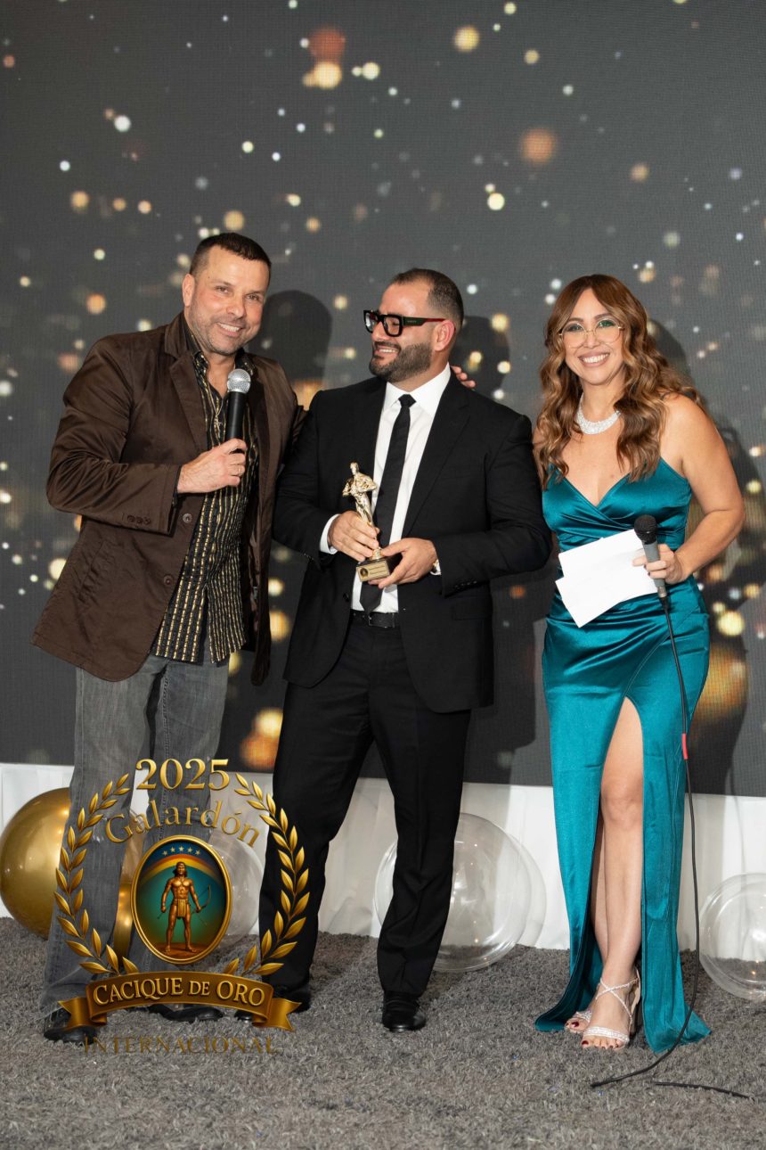 Manuel Contreras galardonado como Empresario Automotriz del año