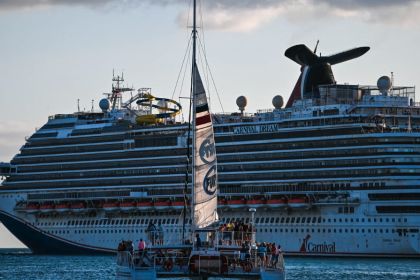 investigan la misteriosa muerte de un pasajero a bordo del crucero Carnival Horizon, que atracó este sábado en el PortMiami,