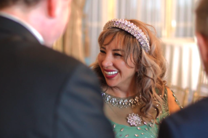 Flor Andino galardonada con el Cacique de Oro Internacional 2025 