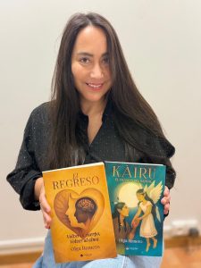 Chamán Olga Romero recibe reconocimiento internacional por su libro