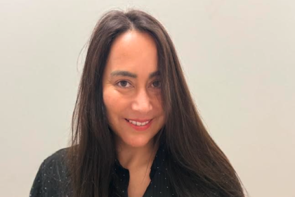 Chamán Olga Romero recibe reconocimiento internacional por su libro